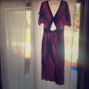 Novella royale size L cutout dress